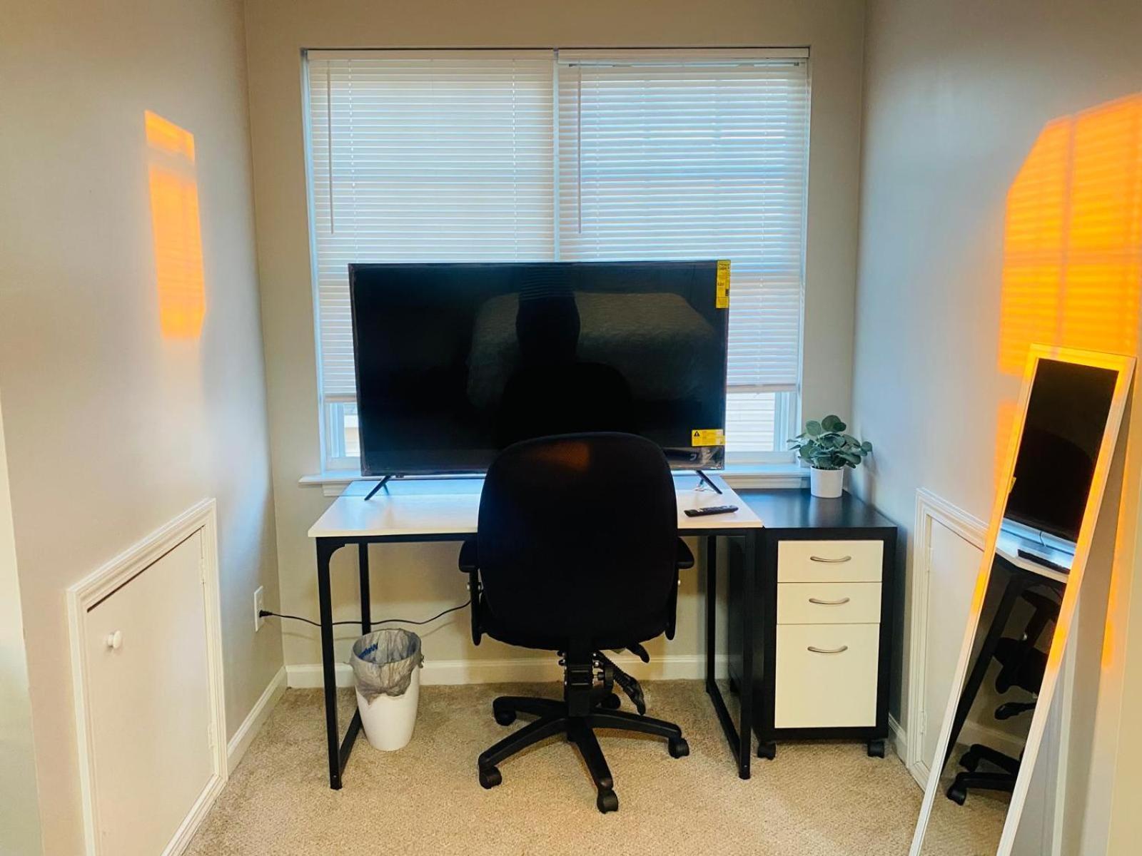 Private & Bathroom Close To Downtown Homestay Raleigh