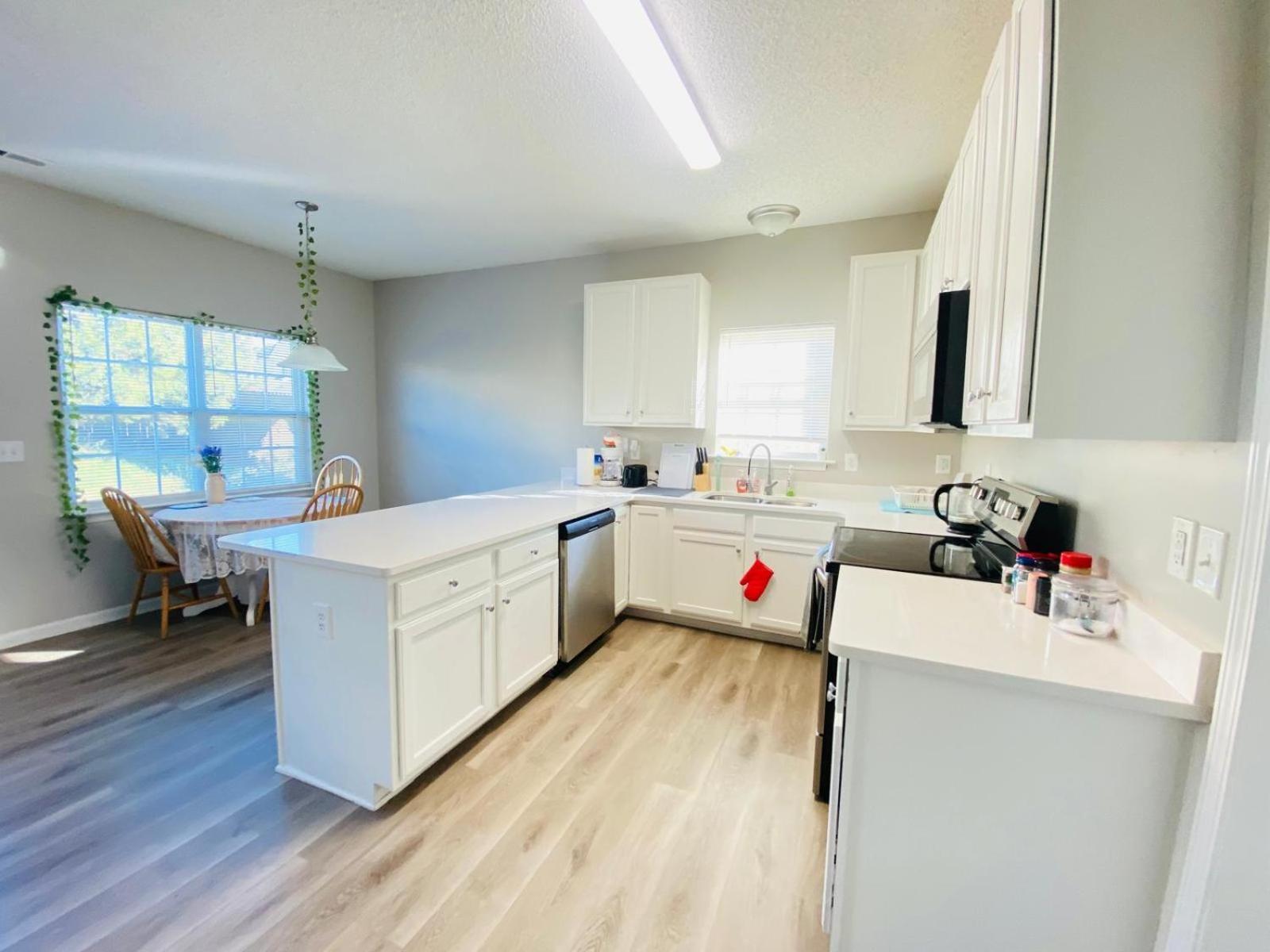 Private & Bathroom Close To Downtown Raleigh
